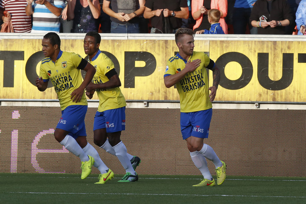 vreugde na de 1-0 van Albert Rusnak