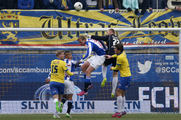 Redding bal Henk Veerman door Leonard Nienhuis